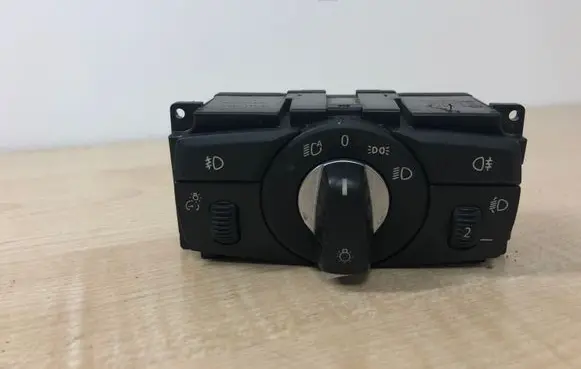 BMW 5 E60 E61 Light switch 6988555 33295101 913472501