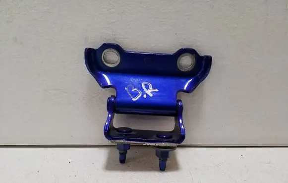 Lexus NX Tailgate/trunk/boot hinge