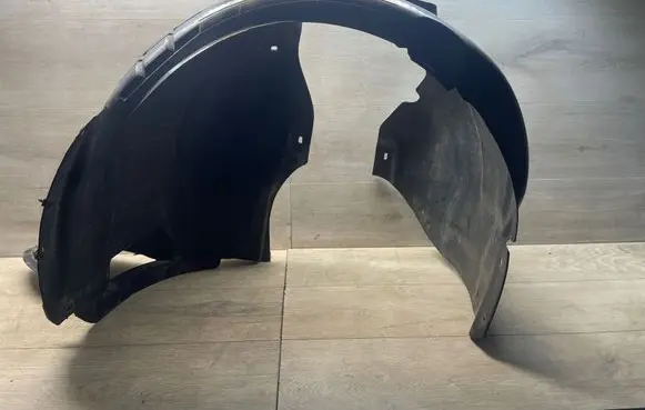 Volkswagen Jetta VI Front wheel arch liner splash guards 5C6805911