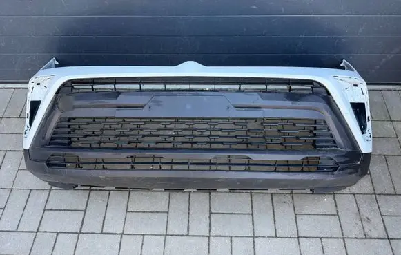 Opel Crossland X Rear bumper mounting bracket 475498858