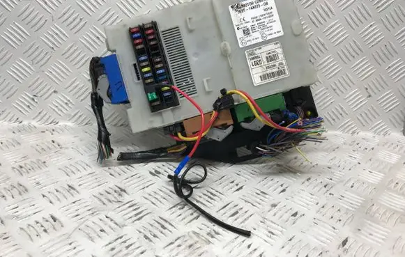 Ford S-MAX Fuse module 7G9T14A073DB
