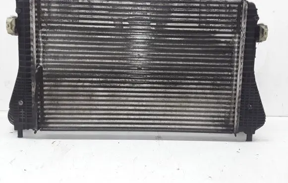 Volkswagen PASSAT B6 Intercooler radiator