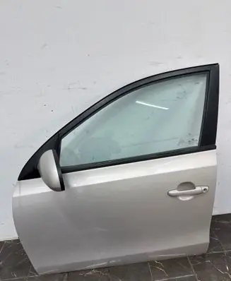 Hyundai i30 Front door 