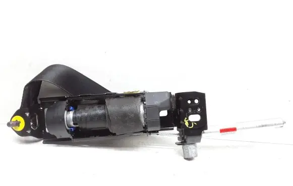 Volvo V50 Front seatbelt 8639693 6090888L0A