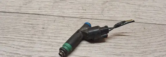 Jeep Grand Cherokee (WK) Fuel injector 53032704ab