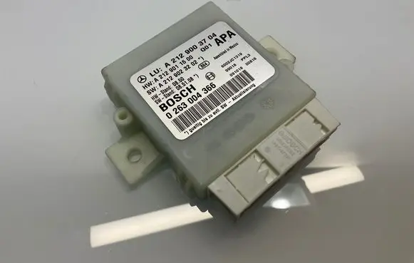 Mercedes-Benz E C207 W207 Parking PDC control unit/module A2129003704 A2129011500 A2129023202