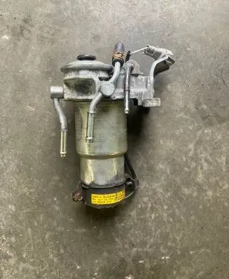 Toyota Yaris Fuel filter housing 1861006250 2330033060