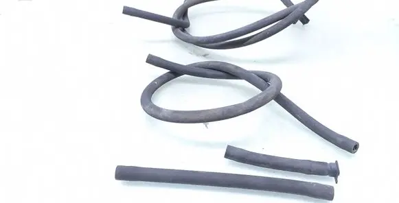 Mercedes-Benz CLS C218 X218 Windshield washer fluid hose 