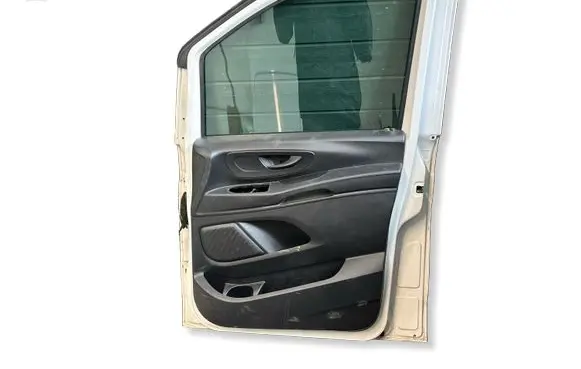 Mercedes-Benz Vito Viano W447 Front door 