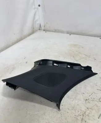 Porsche Macan (95B) (D)pillar trim (top) 95B867245