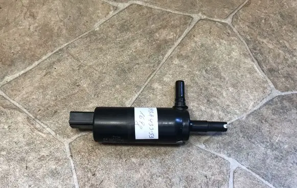 BMW X5 E70 Headlight washer pump 7217792