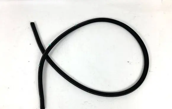 Ford Mustang VII Front door rubber seal
