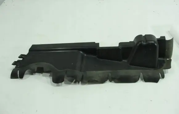 Mercedes-Benz Vito Viano W447 Intercooler air channel guide A4475050830