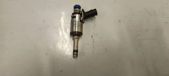 Hyundai Kona I Fuel injector 3531003HA0