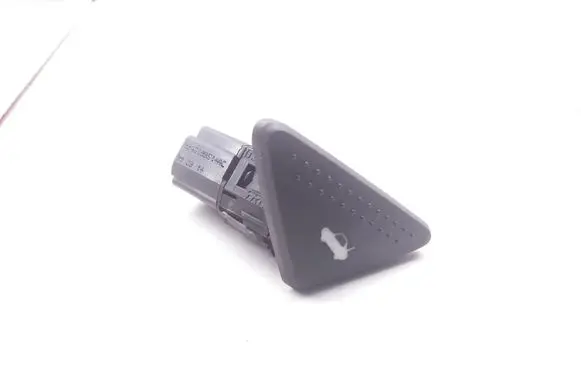 Ford Focus Tailgate opening switch 98AG19B514AC D3L0A