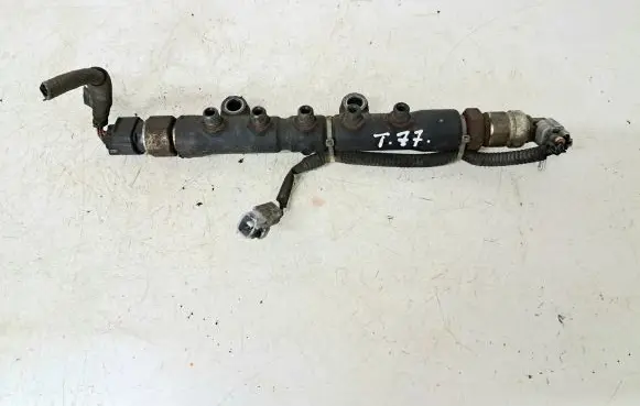 Toyota Avensis T250 Fuel main line pipe