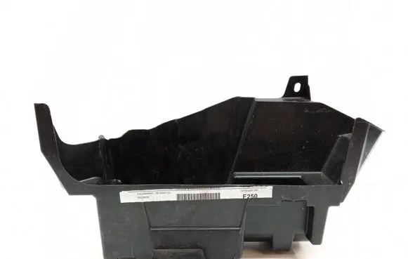 Mercedes-Benz C W205 Spare wheel section trim A2058900900