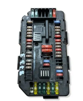 BMW 3 F30 F35 F31 Fuse module 9337879