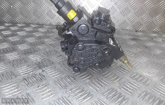 Peugeot 607 Fuel injection high pressure pump 0445010139