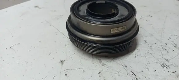 BMW X2 F39 Crankshaft pulley 8579927