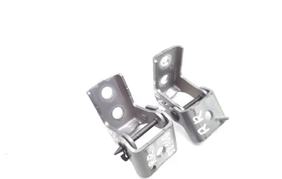 Rear door hinge set