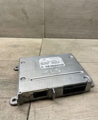 Mercedes-Benz CLS C219 Bluetooth control unit module A2118705526 UH06MM01CB DM70801507