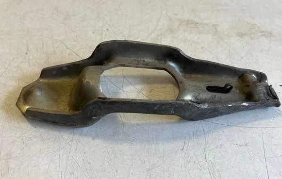 Audi A4 S4 B6 8E 8H Clutch release arm fork 012141719B