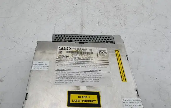 Volkswagen Touareg II CD/DVD changer 4H0035108F 4H0035108