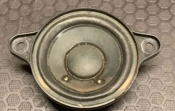Mercedes-Benz E W211 Panel speaker A2118203002