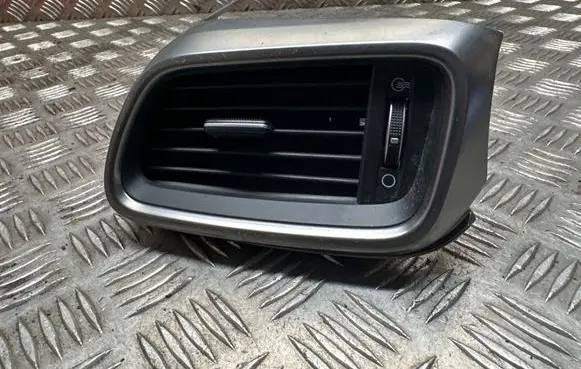 KIA Sorento Dashboard side air vent grill/cover trim 97480C5100CP 170310