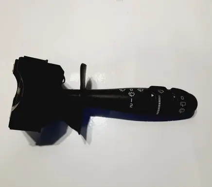 Renault Clio II Tailgate/trunk/boot open switch 8810204CLIOII