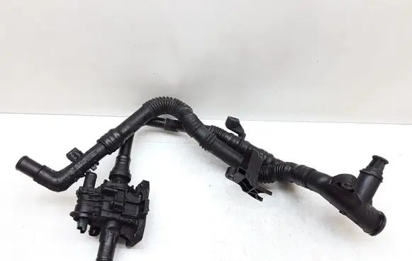 Volvo S40 Thermostat/thermostat housing 9647767180 9647768980