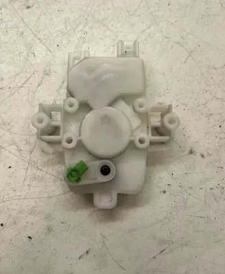 Mitsubishi Outlander Central locking motor MN127002
