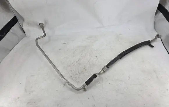 Mitsubishi Pajero Air conditioning (A/C) pipe/hose