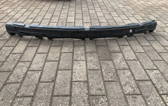 Front bumper foam support bar