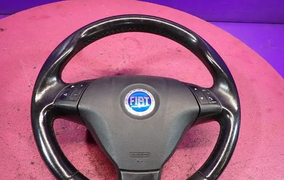 Fiat Punto (199) Steering wheel