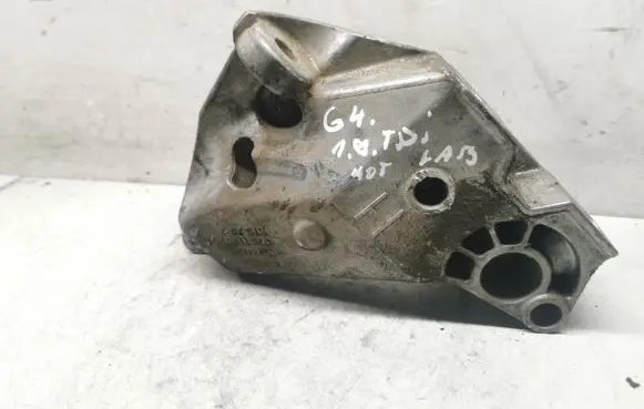 Volkswagen Golf IV Engine mounting bracket 038199207H