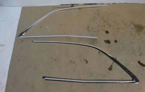 Audi Q7 4M Windshield/front glass wiper blade 