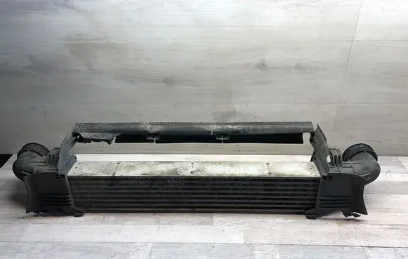 Mercedes-Benz E W211 Intercooler radiator G1592002 A2115001102