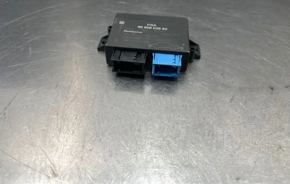 Peugeot 5008 Parking PDC control unit/module 9666663880 AAP00940