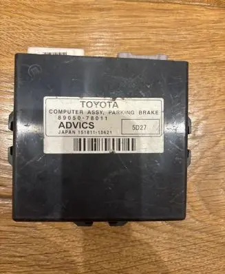 Lexus NX Hand brake control module 8905078011 15181110621