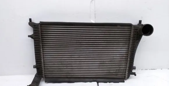 Volkswagen PASSAT B6 Intercooler radiator 3C0145803E L3650000