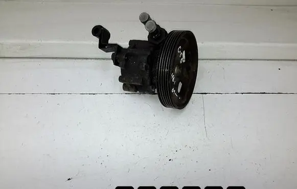 Citroen C5 Power steering pump 2200HDI9636086680