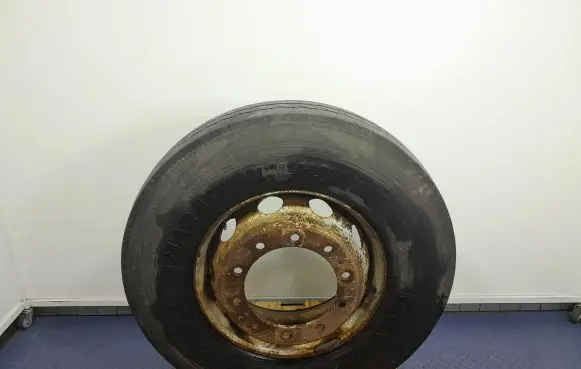 AC 428 R17 steel rim 