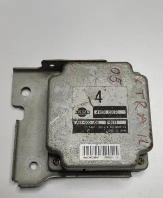 Nissan X-Trail T30 Torque split ecu control unit/module 41650EQ070 A68000U06 WA68000E15WWT
