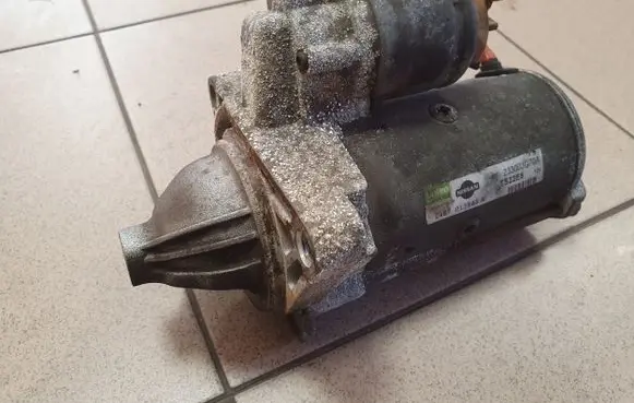 Nissan X-Trail T31 Starter motor 23300JG70A