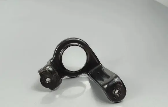 Suzuki Vitara (LY) Radiator mount bracket
