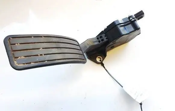 Subaru Outback Accelerator throttle pedal 36010AC140 1988007120