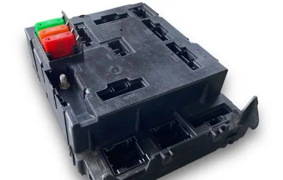 Smart ForTwo II Central body control module A4515401550