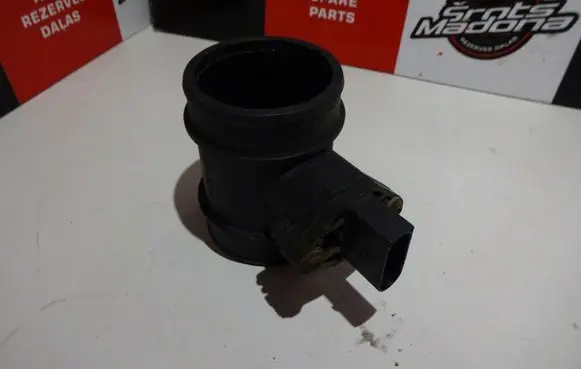 Audi A2 Mass air flow meter 057906461A
